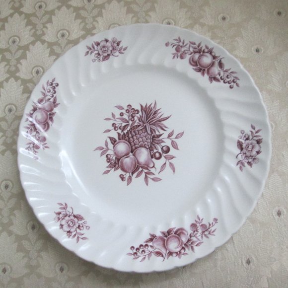 DESIRE ON ROYAL WESSEX White Ironstone by Swinnertons Decorative Plate - Picture 1 of 2